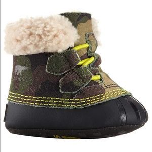 NWT Camo Sorel Caribootie Infant